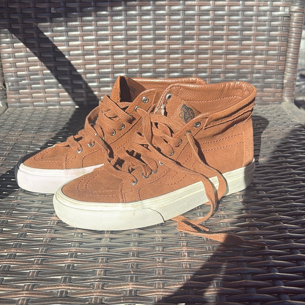 Youths Suede hi top vans unisex